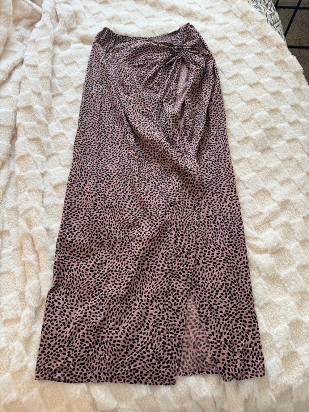 O’Neill maxi skirt swimsuit cover up. Never worn. Size medium